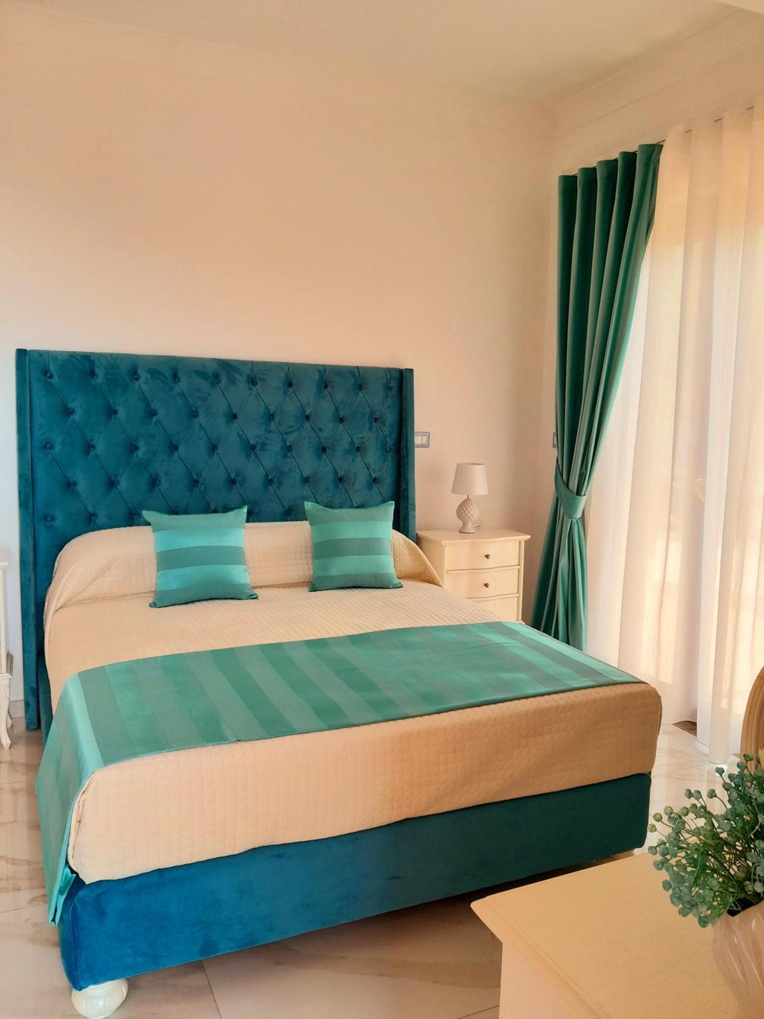 Bed and Breakfast La Vigna Del Vento Casola di Napoli Экстерьер фото