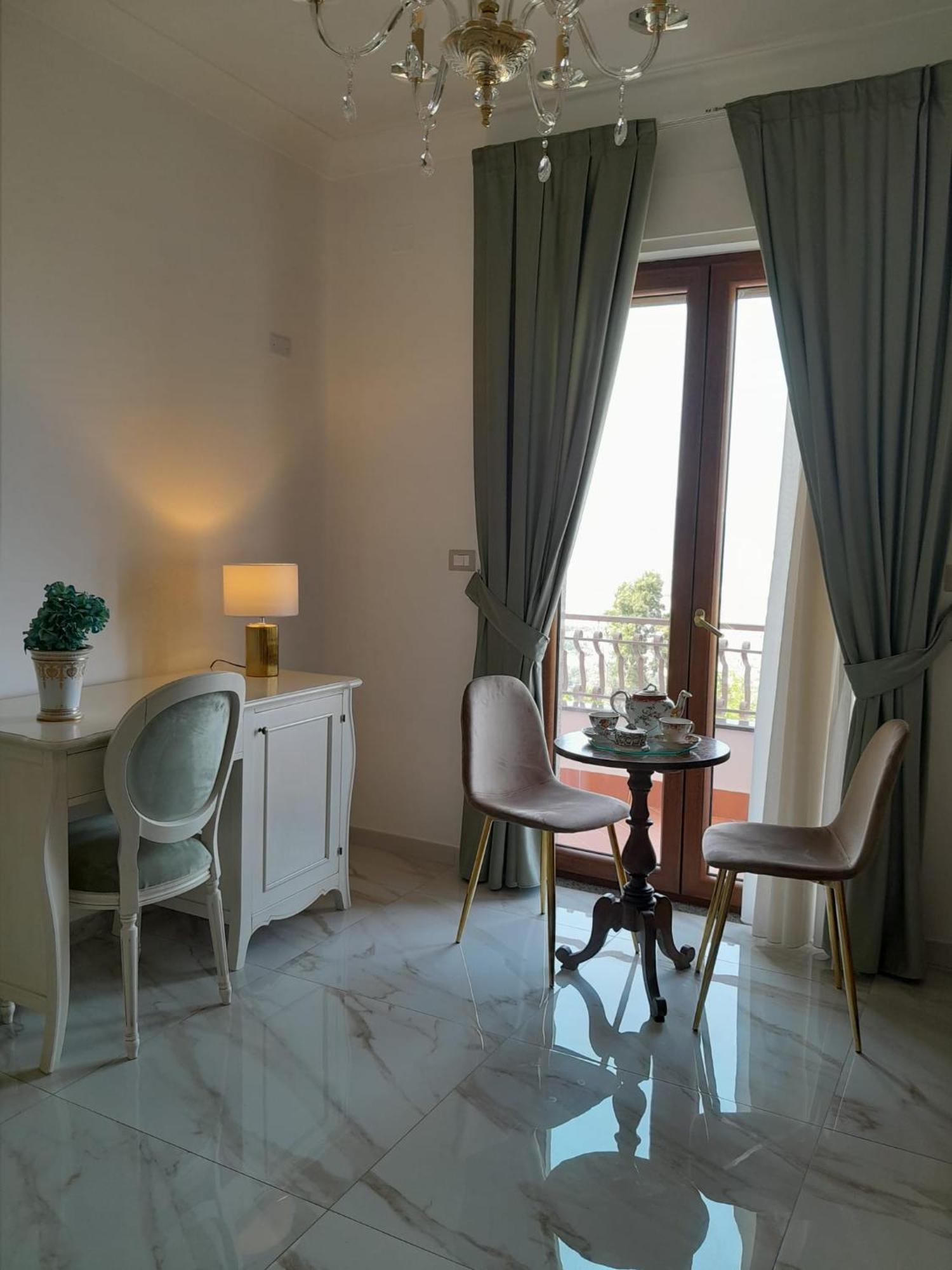 Bed and Breakfast La Vigna Del Vento Casola di Napoli Экстерьер фото