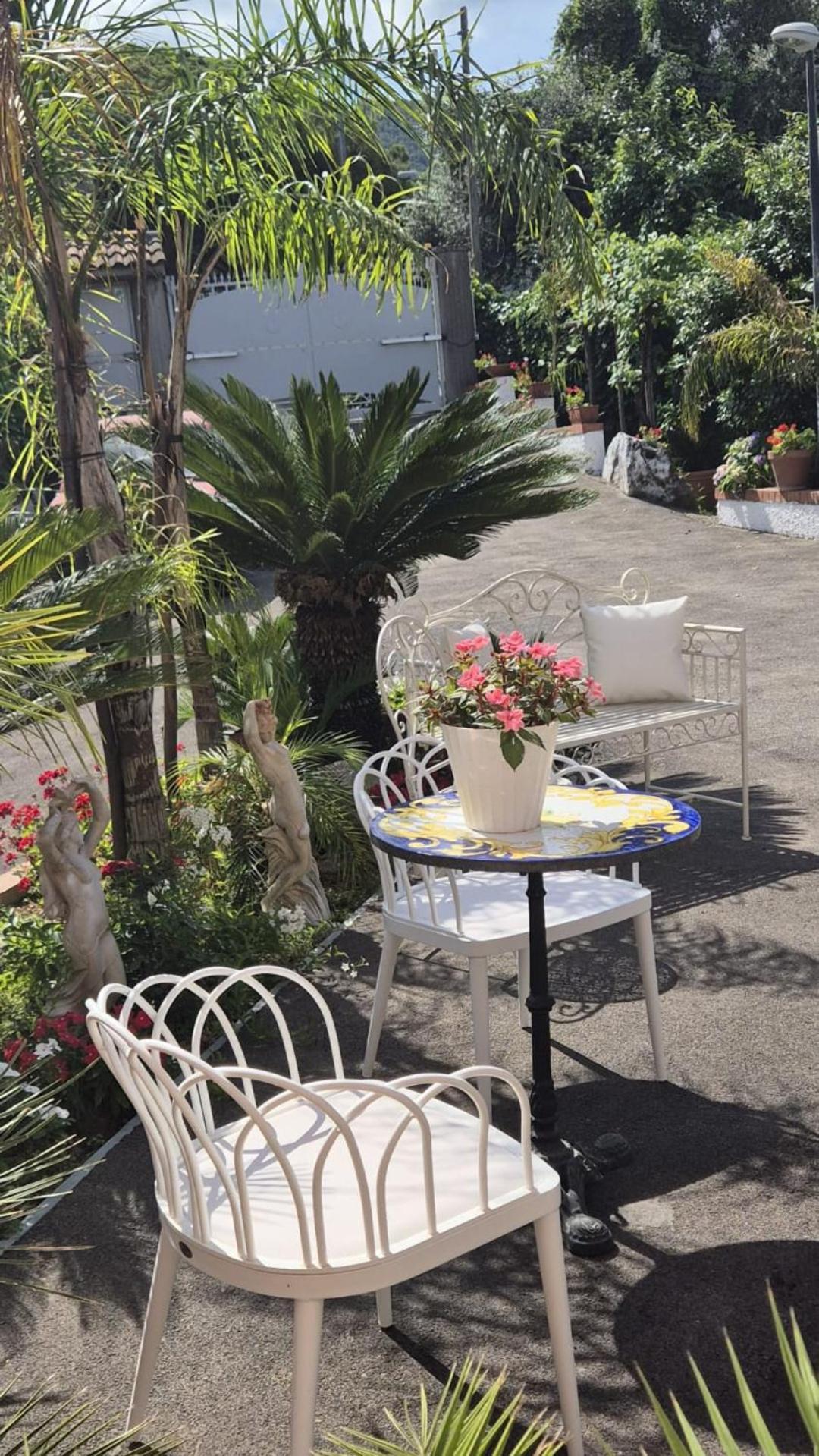 Bed and Breakfast La Vigna Del Vento Casola di Napoli Экстерьер фото